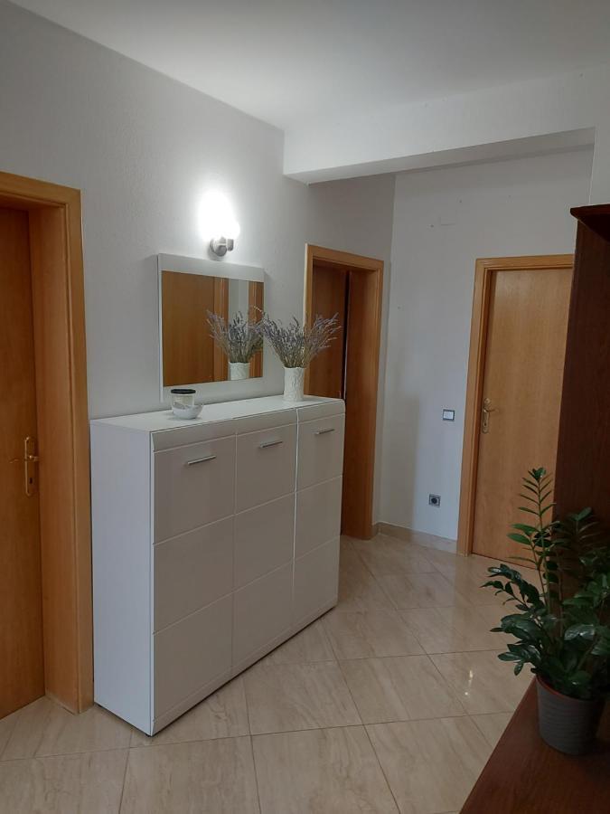Apartman Mb Podstrana Exterior photo