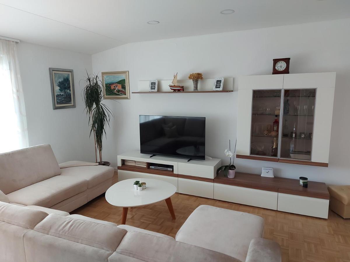 Apartman Mb Podstrana Exterior photo