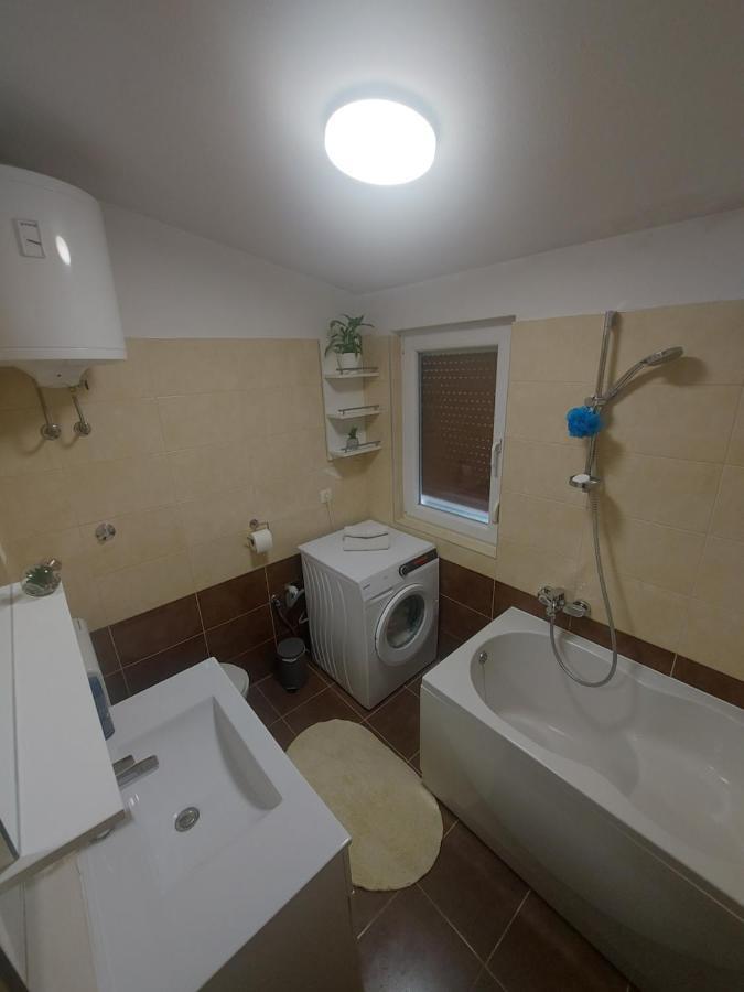 Apartman Mb Podstrana Exterior photo