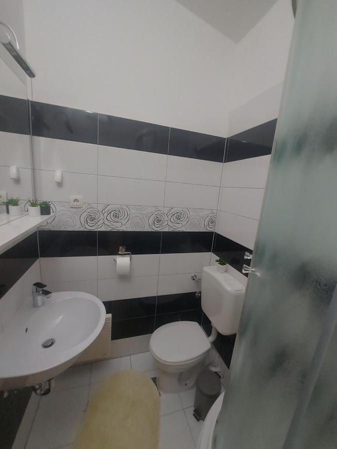 Apartman Mb Podstrana Exterior photo
